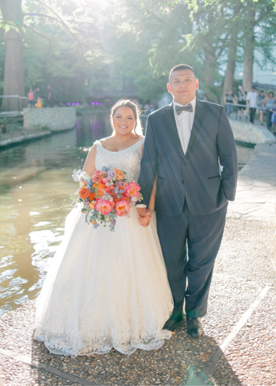 happy Texas bride and groom