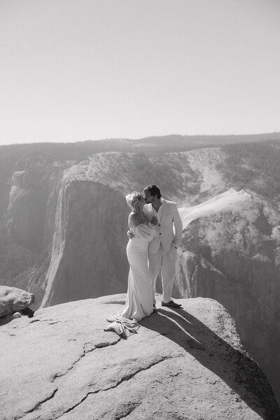 SanDiego-wedding-photographer-videographer-5961_websize