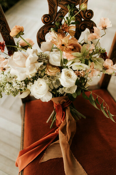 Bianca's gorgeous and perfect bouquet.