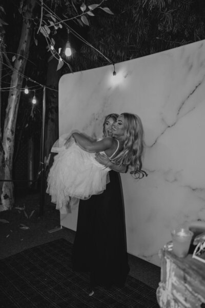 Summer Lights Photo Booth giving a modern look at Twin Oaks Wedding.