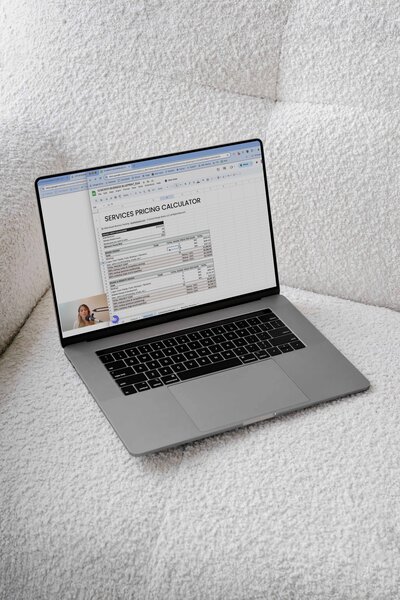 mockup 4