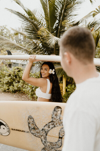 Oahu engagement session