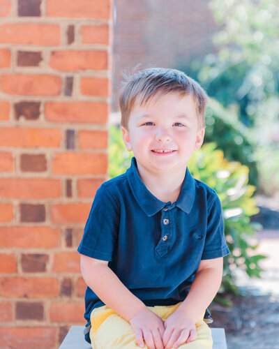 outdoor preschool portraits-4