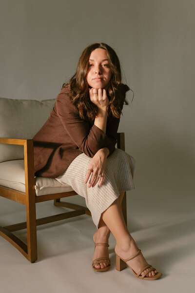 charleston wedding planner posing for headshots