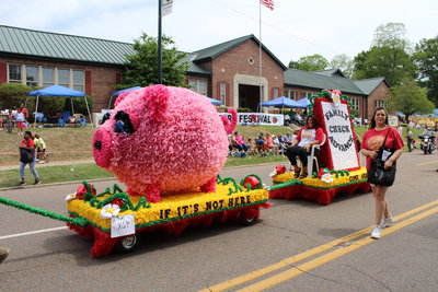 West Tennessee Strawberry Festival - Parade Junior
