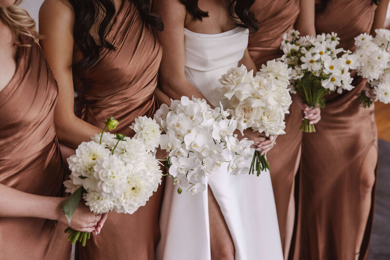enchanting-bride-and-bridesmaids-with-bouquets