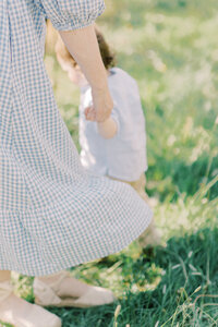 Terri-Lynn Warren Photography Halifax Family Photographer Apple Blossom Spring Mini Sessions Wolfville-3176