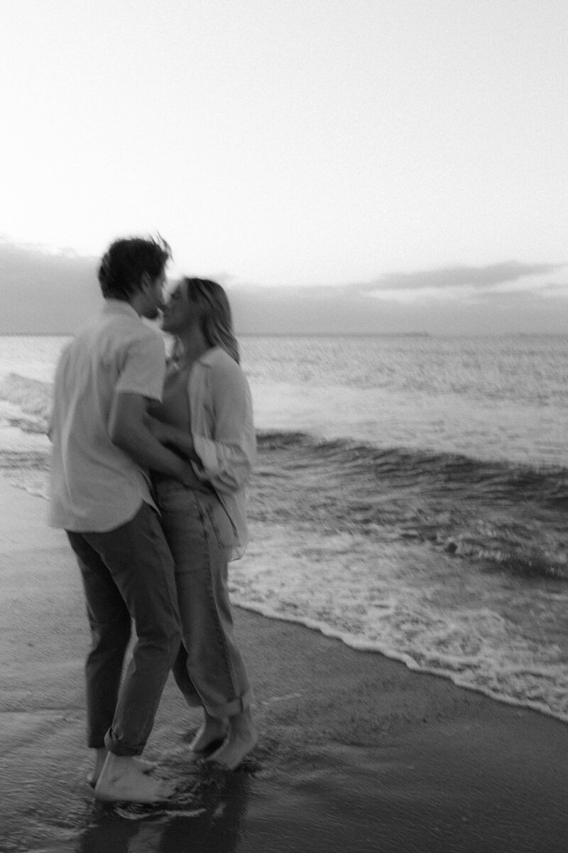 erica_+_gunner_beach_engagement_photos (146 of 173)