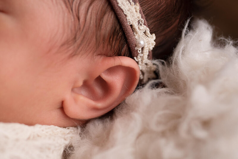 Green Lake Wisconsin Newborn Photo baby details macro shots | Glory Be Photography by Tara Bos