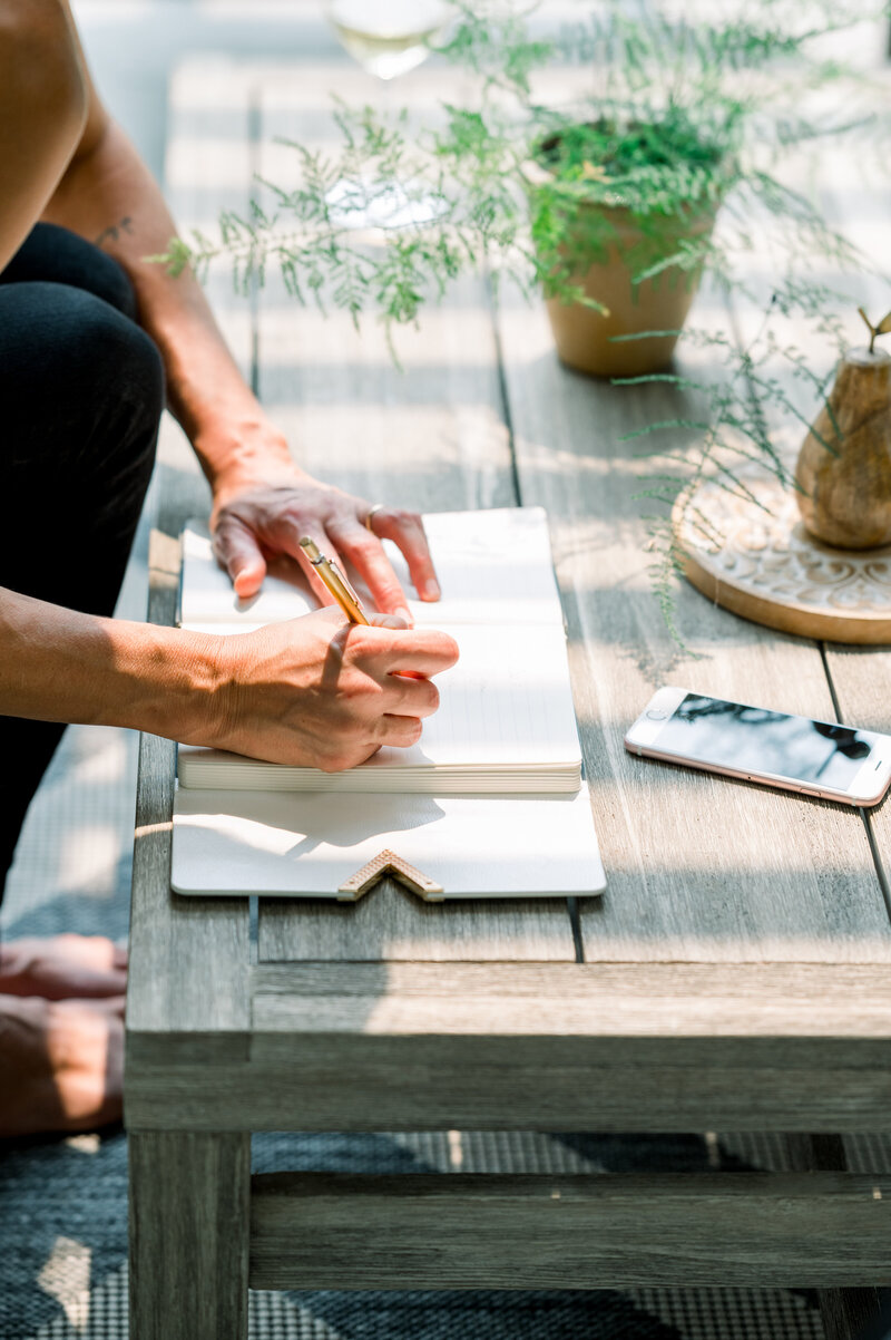 ISS-lifestyle-mamas-working-17