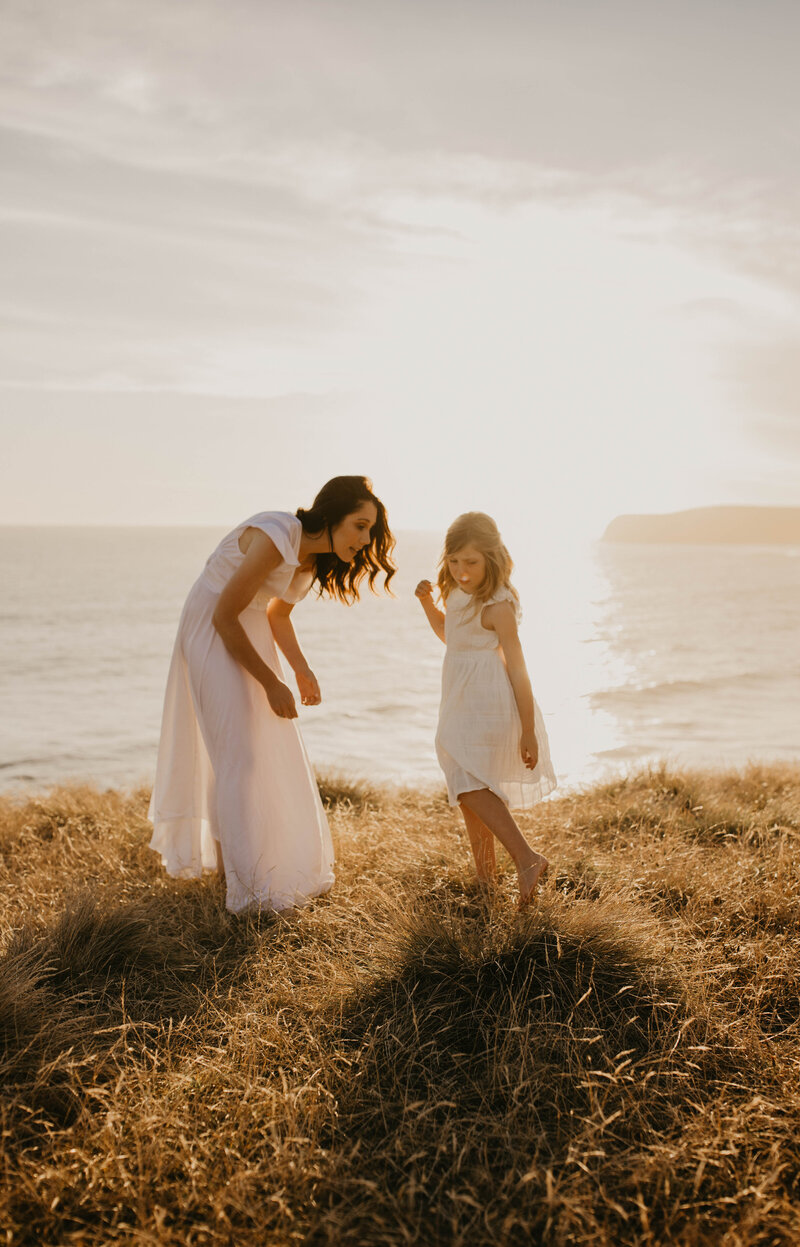 Airlie mother:daughter 44