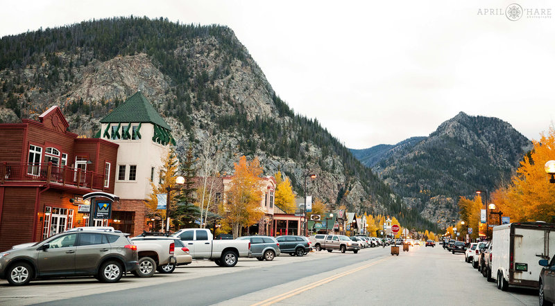 Main Street During Fall at the 5th Avenue Grill