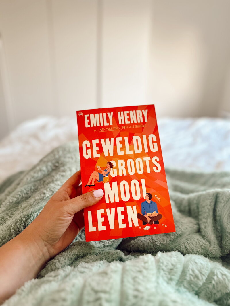 Boekrecensie Emily Henry - Geweldig groots mooi leven
