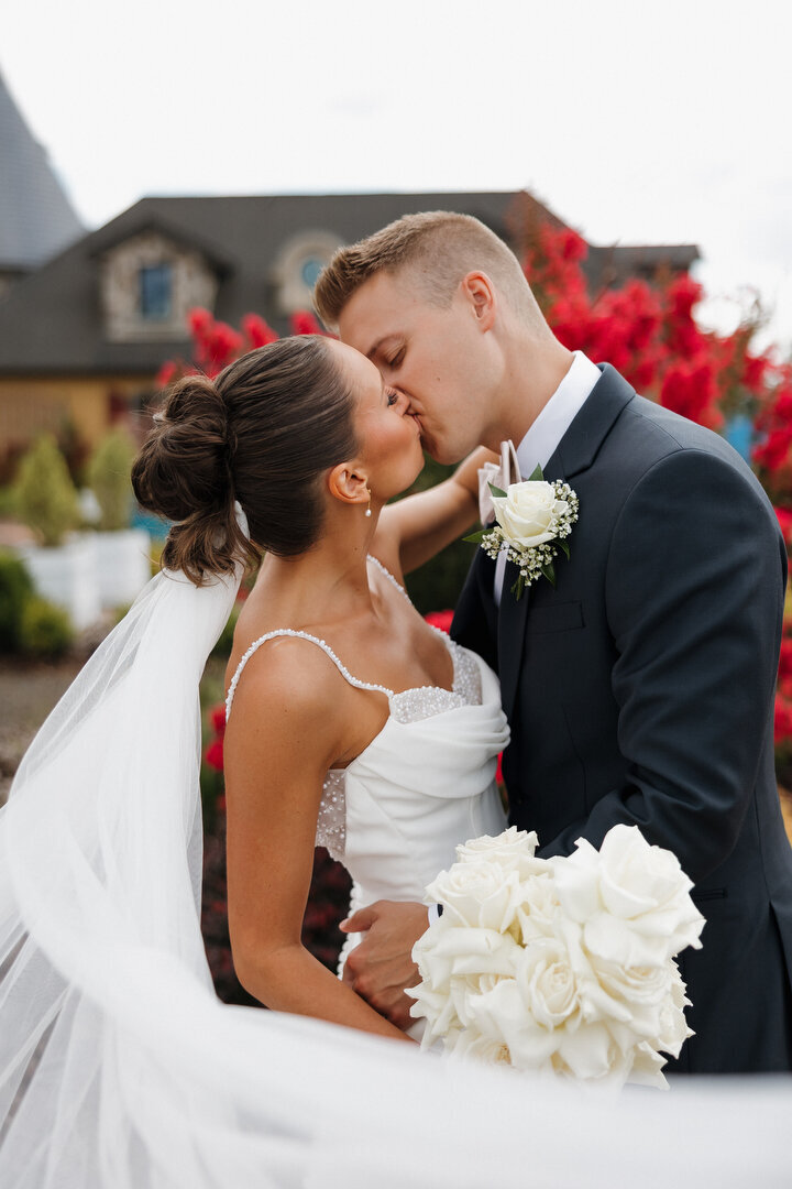 chateau-de-harpe-weddings-howie-photography-53