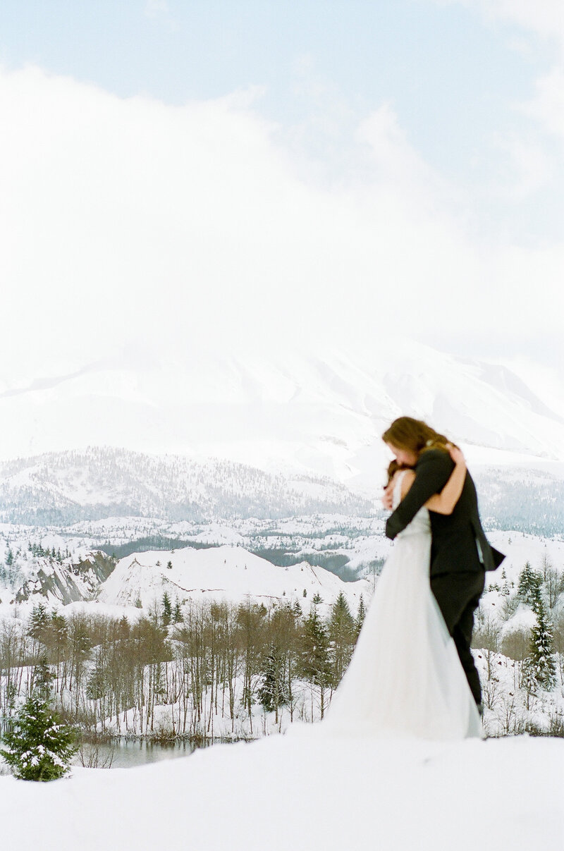Stephanie and Trevor - Mount St Helens Elopement - Kerry Jeanne Photography (130)