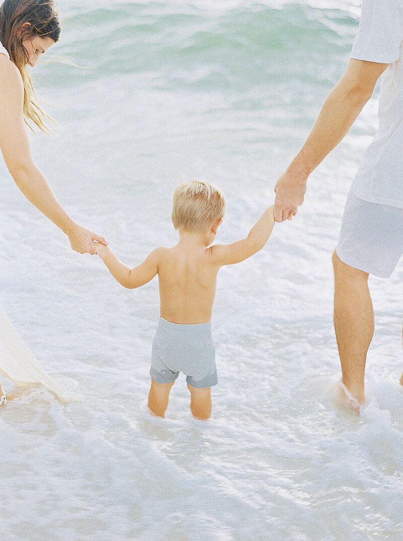 brittany&fam_naples-film-by-rachaelosborn.com-33_websize