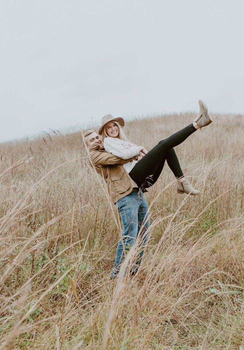 Philadelphia engagement session