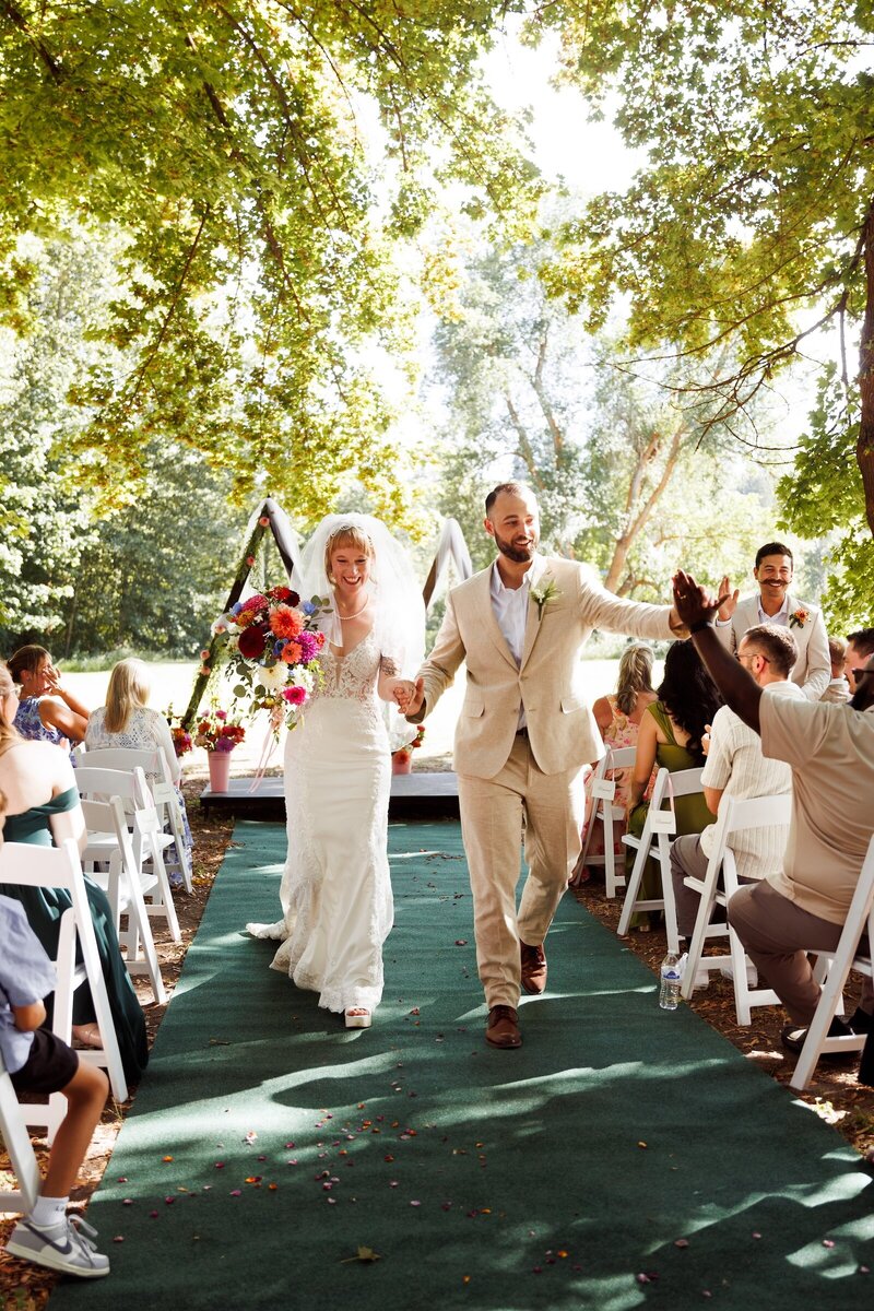 Luke & Madeline - Leavenworth, WA - Wedding Photography-40