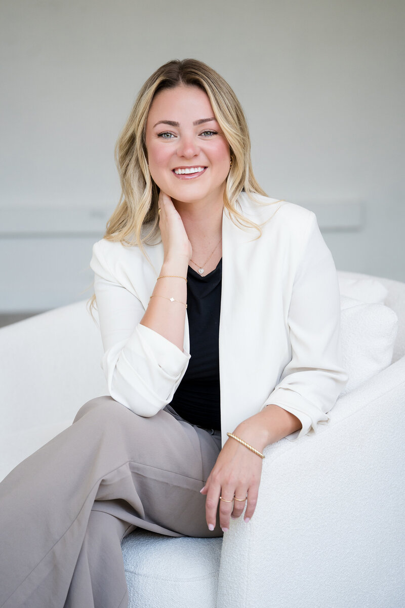 Quin Axelson is a Denver-based therapist who works with older teens and adults in Denver, CO and throughout Colorado