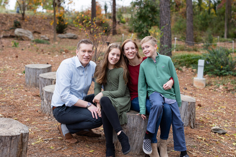 LightCreative_202211_EmmaPaul_FallMiniSession_003