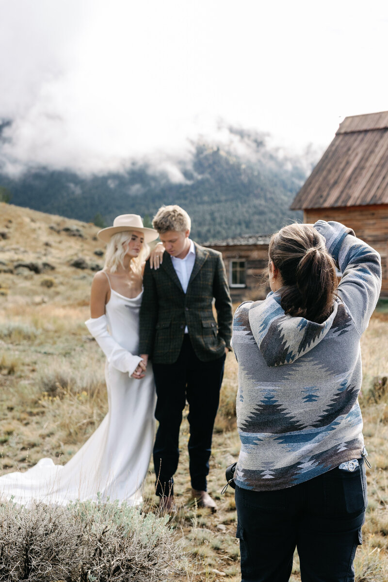 Rocky Mountain wedding photographer capturing bride and groom