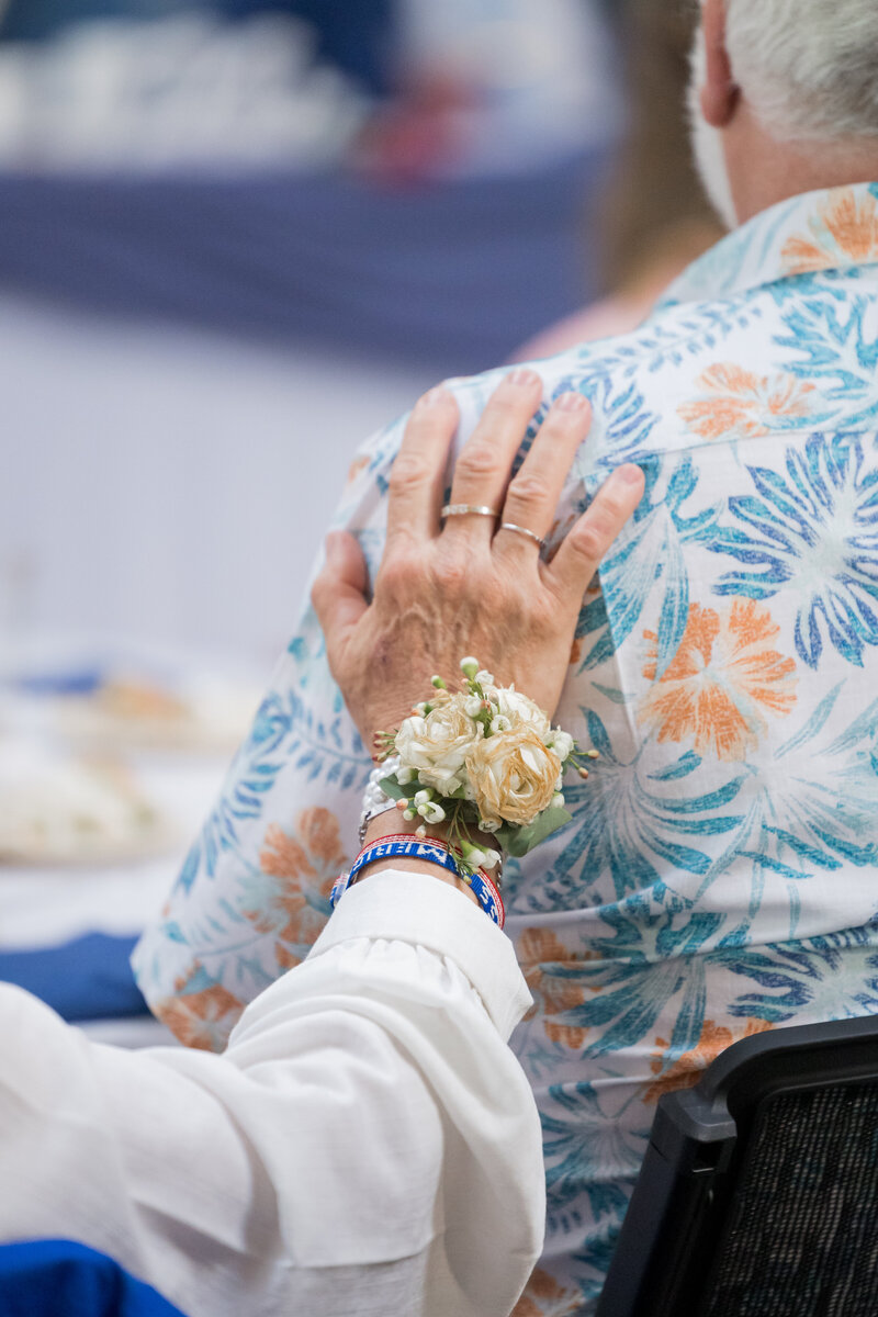 LittleShutterBugStudio_SaraAl_MackinacIslandWedding-652