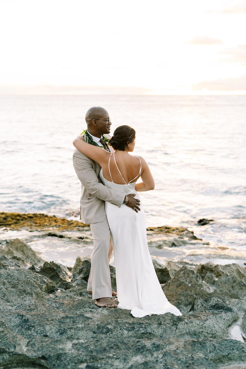 four-seasons-oahu-wedding-photographer-36