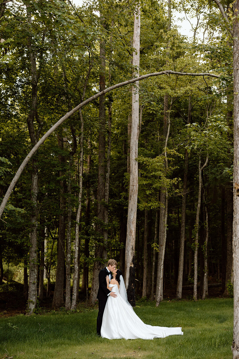 LillyLousWedding_GardenPartyWedding_0059