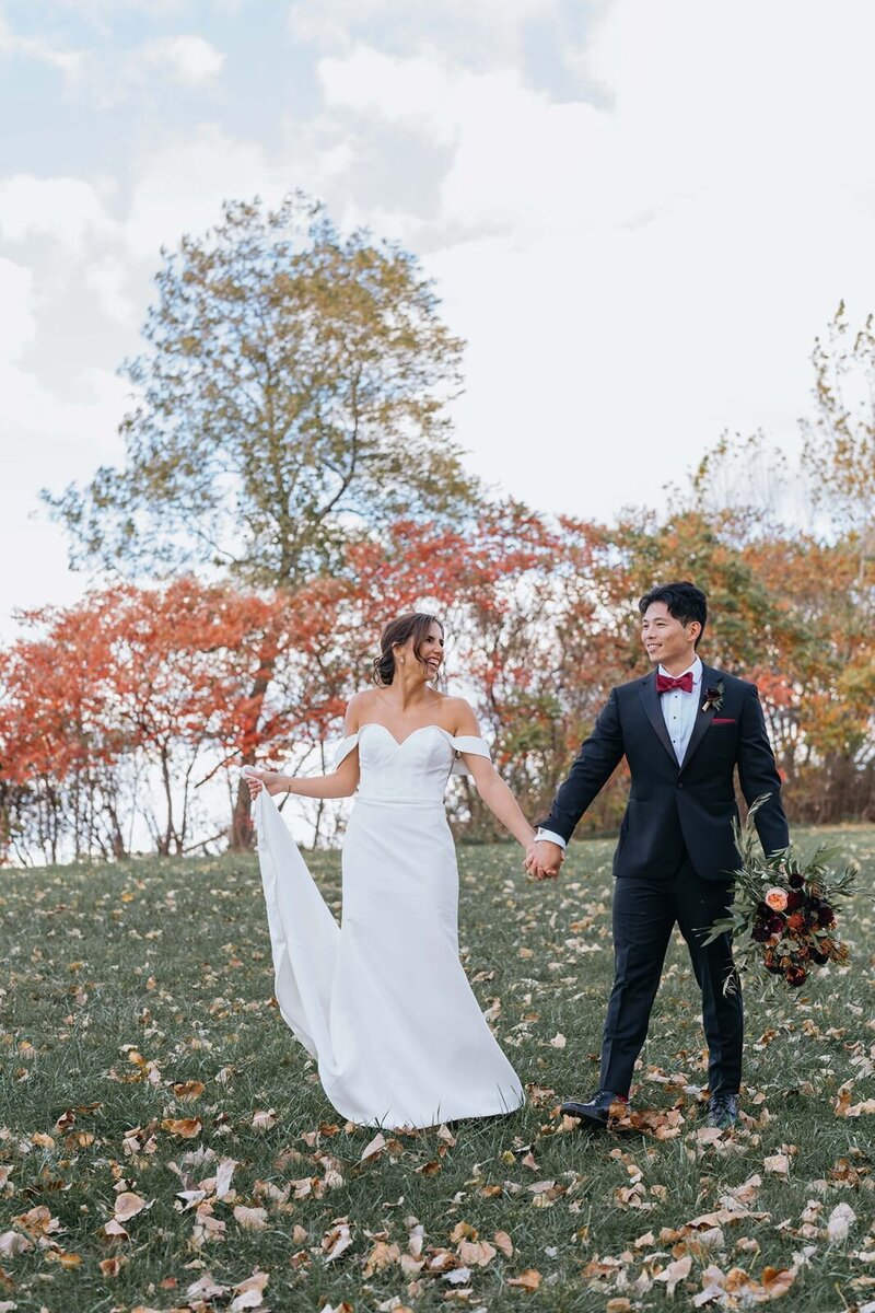 Ohio wedding couple lakefront