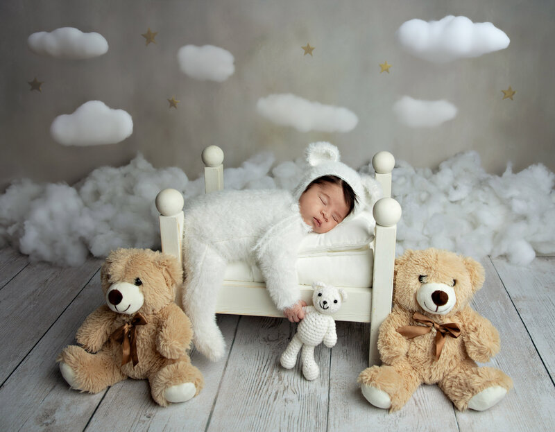 newbornmotherhoodmothersdayseniorssessionsbestphotographertudiofamilybirthdaynewbornboyamilynewborngirlfirstbirthdayportraiturephotographystudioportraitsnewborngirlboyfamilyEvaMaganaPhotographychildphotographer (5 of 6)