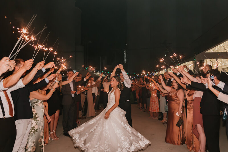 100-Katie & Phillip - Detroit Wedding Photographer - Mariah Kasten Photo