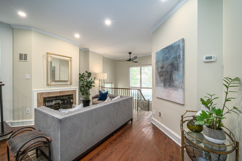 300 Avenue Road Unit 5 _005
