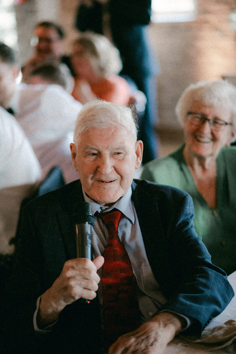 Wedding photo of an Intimate  wedding reception  in Porvoo by photographer Hannika Gabrielsson