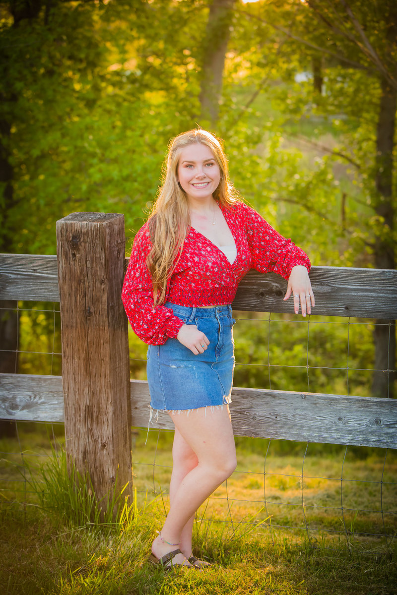 Maddy Senior Portraits, WHS 2019-165