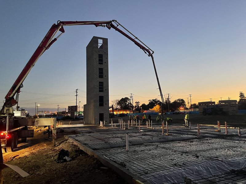 Concrete slab pour