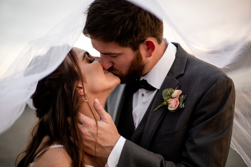 How To Get Stunning Veil Photos- Two Things to Remember - Showit Blog