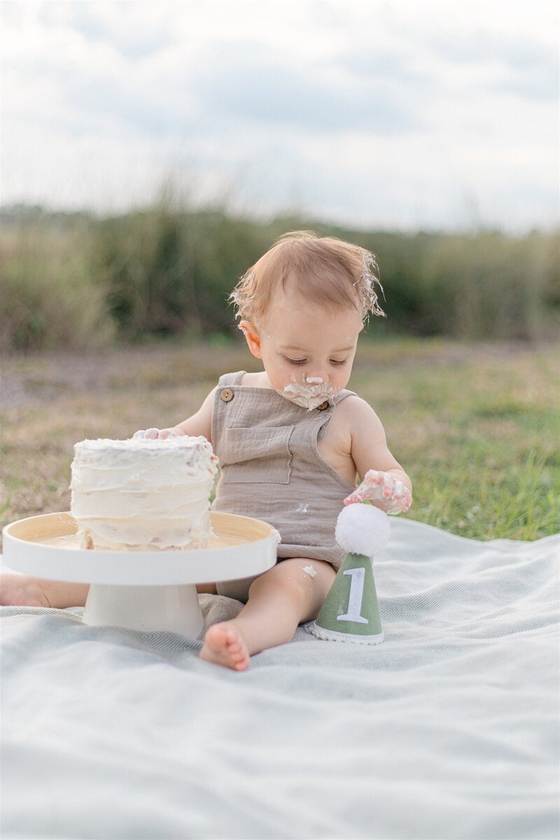 Bluffton-Milestone-Session-Lamp-and-Light-Photography-13