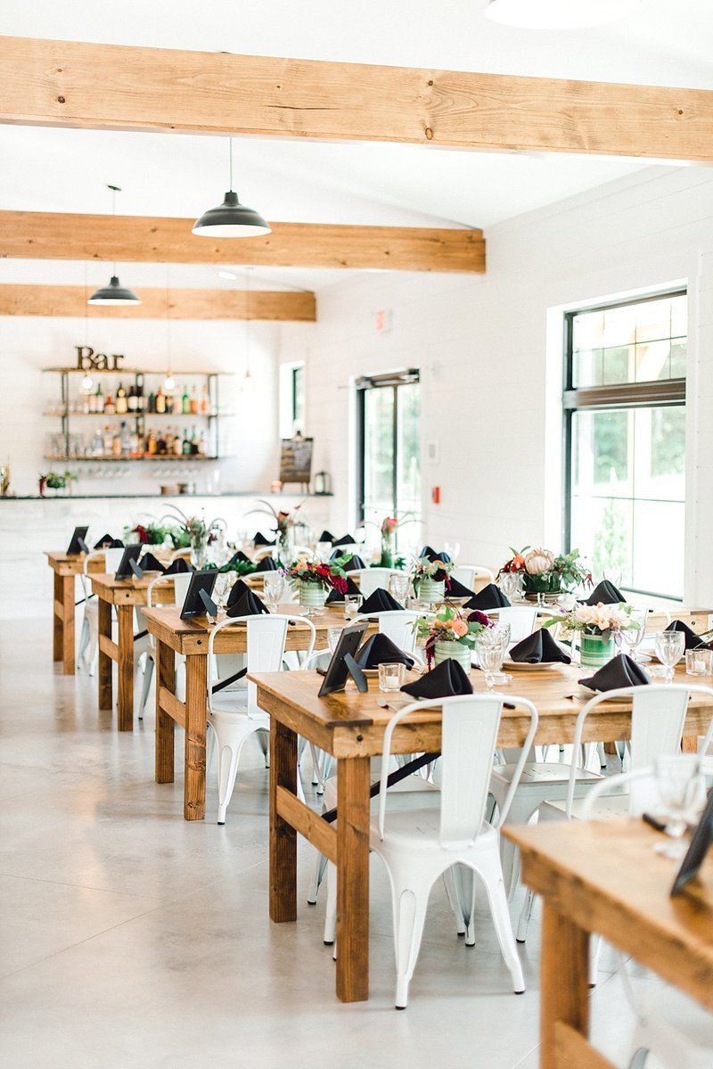 Bloomington_Indiana_The_Wilds_Wedding_Event_Chic_Barn_Weddings_330