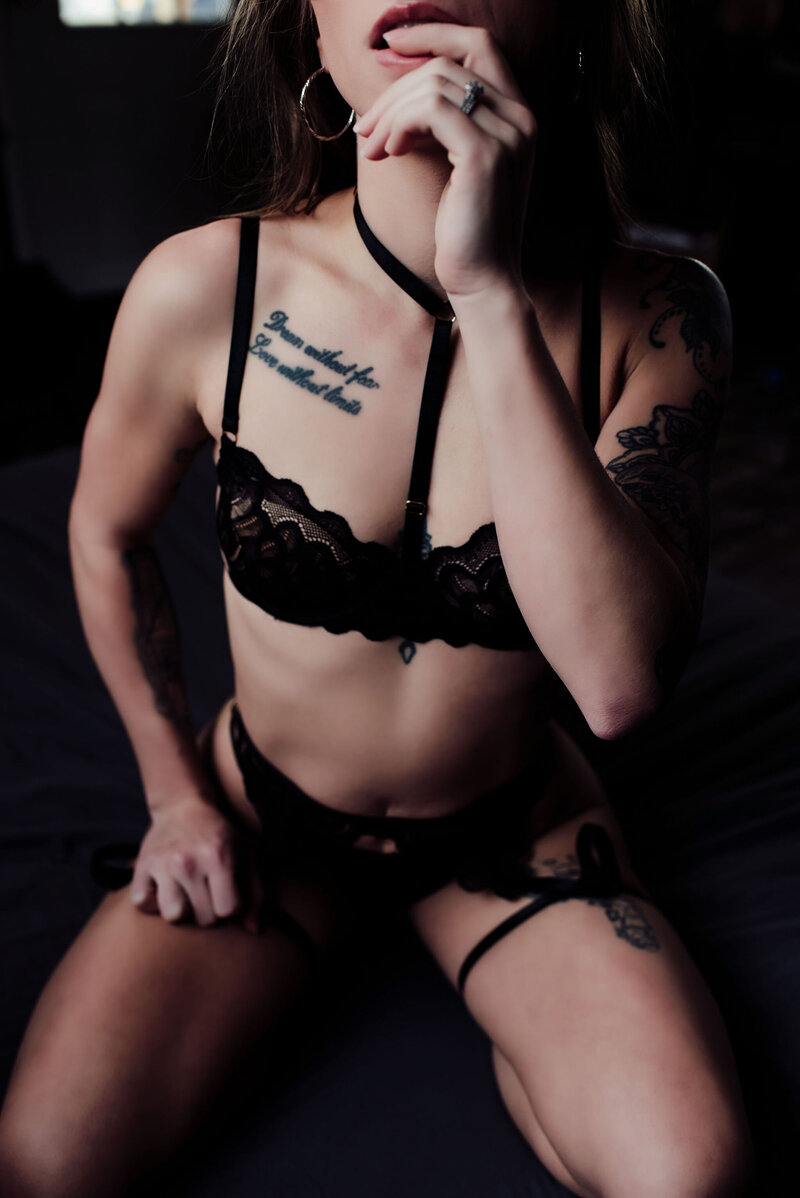 boudoirsessionmichigan-KearstynMeyers-139