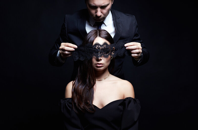 beautiful-woman-dress-mask-hands-man