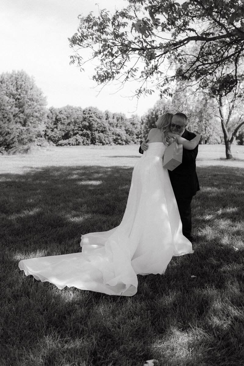 Romantic Wedding Columbia Missouri00017
