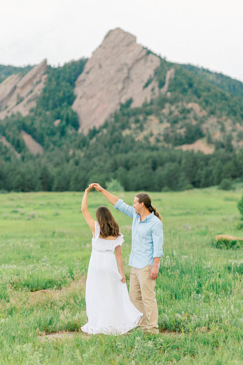 Light-and-Airy-Boulder-Wedding-Photographer-13
