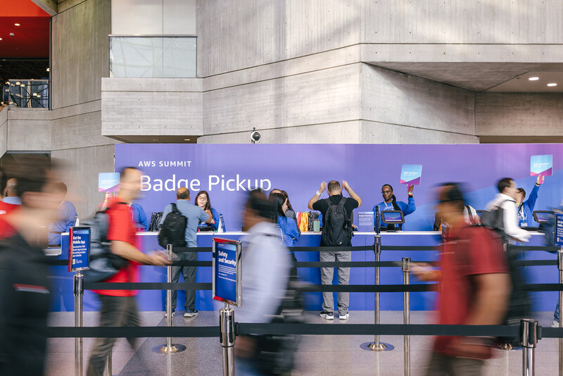 2025-0716_Middle-Grey-Studios_Ohello-AWS-AMER-Selects-002