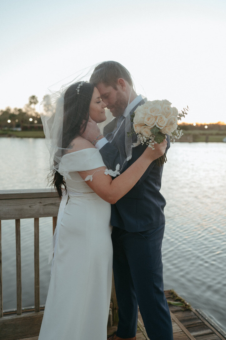 lake wedding photos