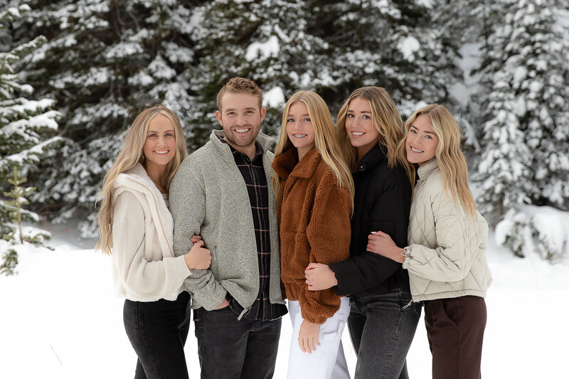 Top Best family photographer in Utah Family High School Senior Children's Photographer Light and airy salt Lake city area photo session mountain views snow pine trees trail_Jordan Pines Big Cottonwood Canyon--3