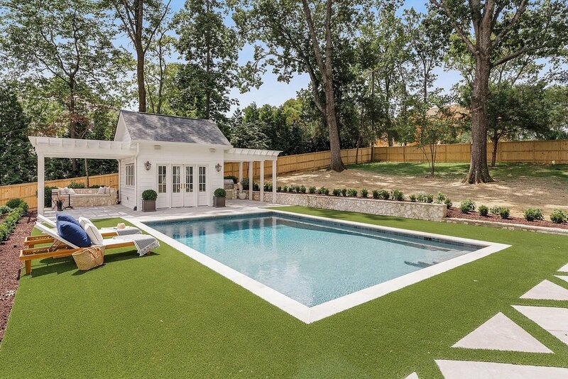 Cap and Trim Pool Fence