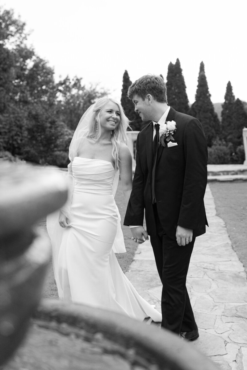 Bride & Groom Photo Dancing at Shades Mountain Baptist Church by Birmingham, Alabama Wedding Photographer, Jenny Leigh Photography