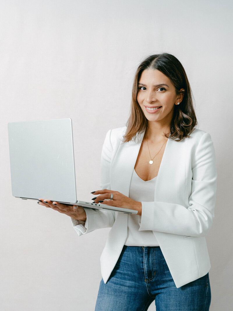 Philadelphia-Wedding-Portrait-Luxury-Engagement-Photographer-1