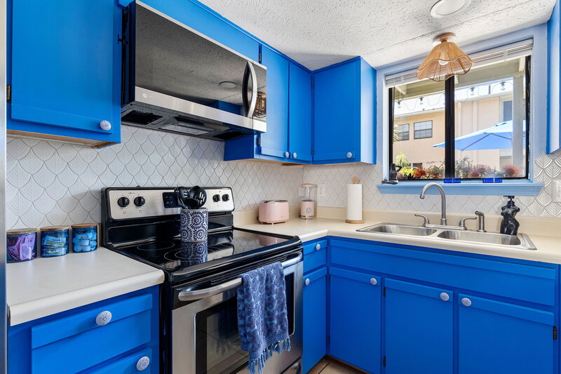 51-web-or-mls-051-107CindyLn-PanamaCityBeach-FL-32407-BabeCave-KateEllis-Edit-Done