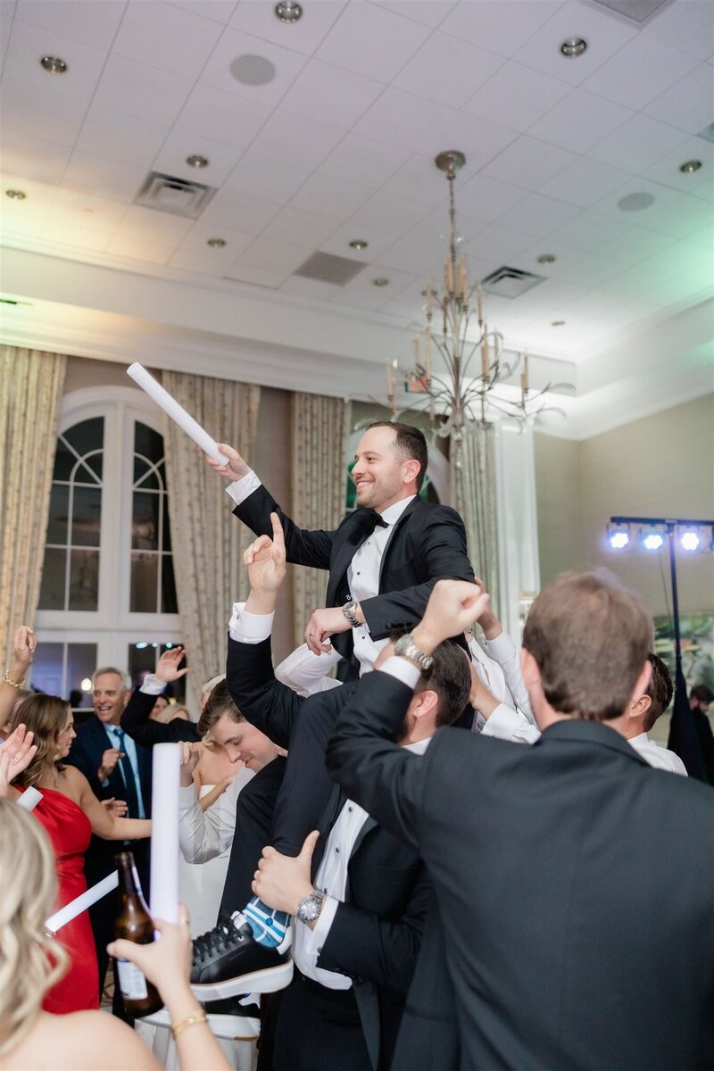 Wedding reception at the country club of Orlando by orlando wedding photographer 